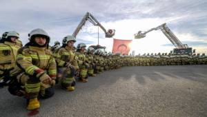 İzmir’in yeni itfaiye memurları göreve hazır