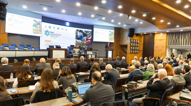 Başkan Tugay: Kooperatiflerle iş birliği içinde sorunları aşacağız