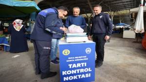 Buca’nın pazar yerlerinde tartı kontrol noktaları kuruluyor 