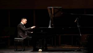 Dünya Türk Dili Ailesi Günü İzmir’de ilk kez düzenlendi