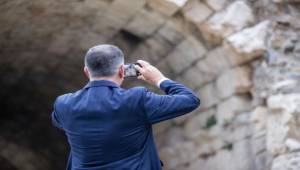 Smyrna Tiyatrosu Gün Yüzüne Çıkıyor