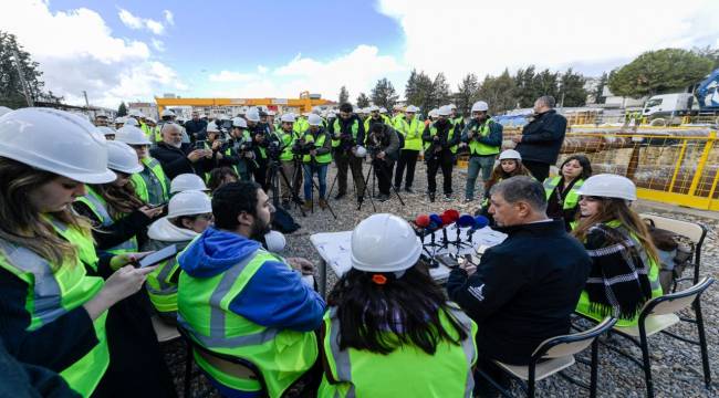 Başkan Tugay: Bekleyen altyapı kredileri İzmir’in canını yakıyor