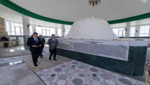 Başkan Tugay'dan medeniyetler şehri Hatay için dayanışma çağrısı