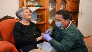 Bornova Belediyesi’nin şefkat eli