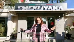 Karşıyaka’da bir açılış daha: Çınarlar ‘Emekli Yaka’ya kavuştu!