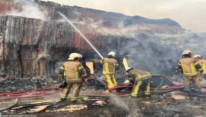 41 araç, 100’ü aşkın personelle alevlere set