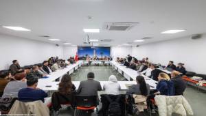 İzmir’de Romanlar için ortak akıl buluşması