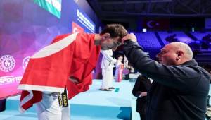 İzmir’in sporcularından uluslararası başarı