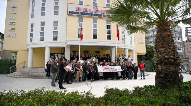 ‘Karanlığa teslim olmayacağız!’”