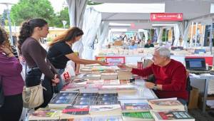 Kültürpark’ta büyük buluşma: İZKİTAP başlıyor