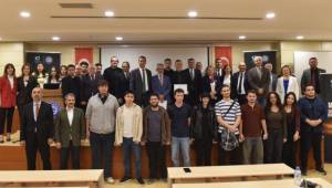 Genç iletişimciler 15 Temmuz ruhunu manşetlere taşıdı