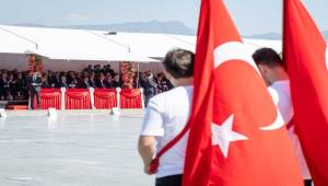 Her yer Türk bayrağı, her yer Atatürk