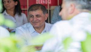 Başkan Tugay Küçük Menderes turunda 