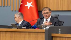 Başkan Tugay’dan Karabağlar dönüşüm ve çöp sorunu için Ankara çağrısı