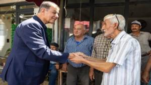 Başkan Tugay Güzelbahçe'de esnaf ve vatandaşlarla buluştu