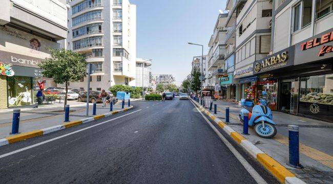 Balçova’nın caddeleri “çiçek gibi” oldu