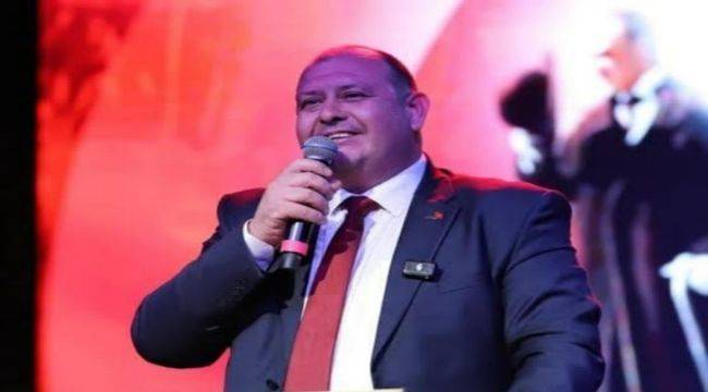 Menderes’te belediye operasyonu: Başkan Çiçek’in de aralarında olduğu 13 kişi gözaltında