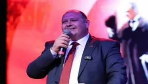 Menderes’te belediye operasyonu: Başkan Çiçek’in de aralarında olduğu 13 kişi gözaltında