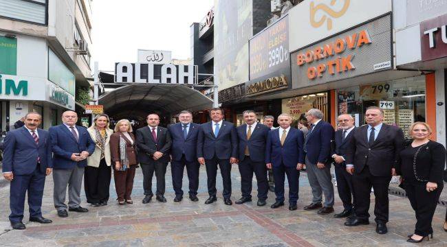 Başkan Saygılı, İzmir’de yapılan ‘Türkiye Yüzyılı Buluşmaları’nı değerlendirdi!