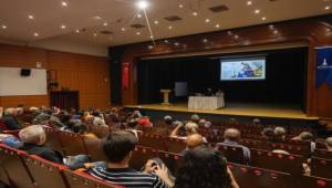 Yaren Leylek ile Adem Amca’nın dostluk öyküsü İzmir’e ulaştı