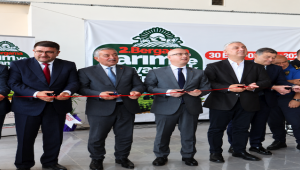 2. Bergama Tarım ve Hayvancılık Fuarı Törenle Açıldı