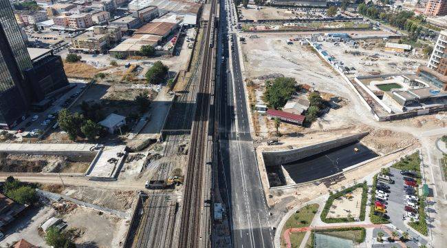 İzmir’in dev karayolu projesi el emeği ve alın teriyle ilerliyor